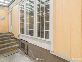 11709 26th Avenue NE, Seattle WA 98125