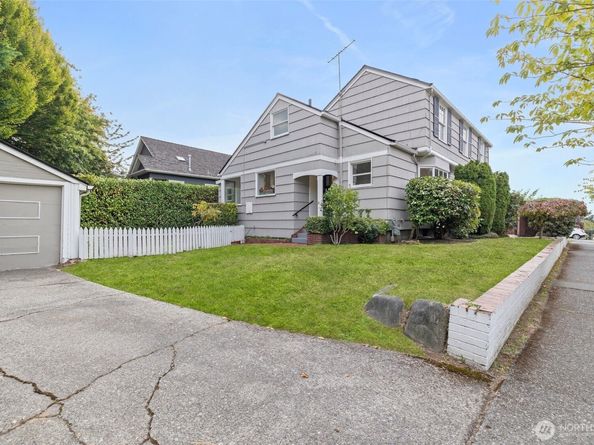 2926 W Blaine Street, Seattle WA 98199