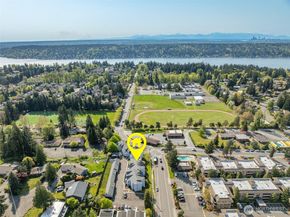 12025 SE 60th Street B, Bellevue WA 98006