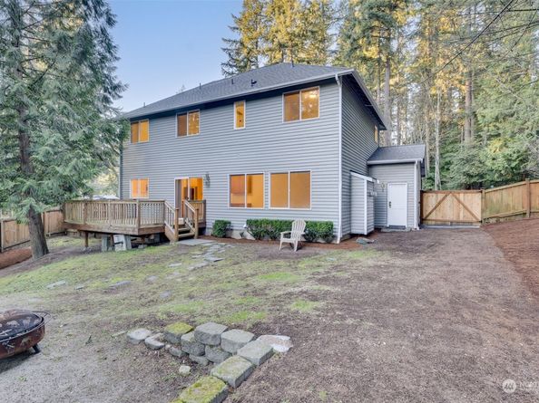 15733 NE 165th St, Woodinville WA 98072