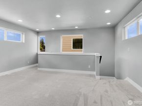 14127 15th Avenue W, Lynnwood WA 98087