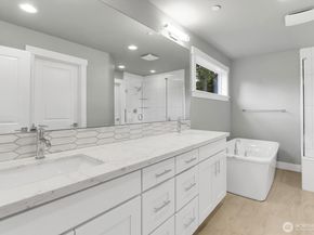 14127 15th Avenue W, Lynnwood WA 98087