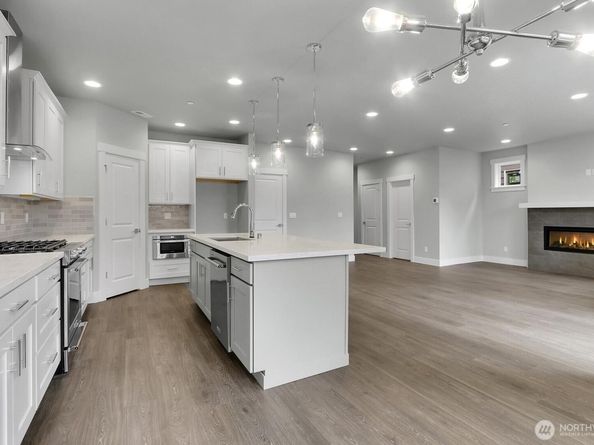 14127 15th Avenue W, Lynnwood WA 98087