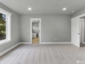 14127 15th Avenue W, Lynnwood WA 98087