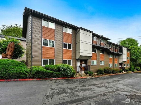 220 SW Clark Street B101, Issaquah WA 98027