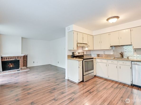 220 SW Clark Street B101, Issaquah WA 98027