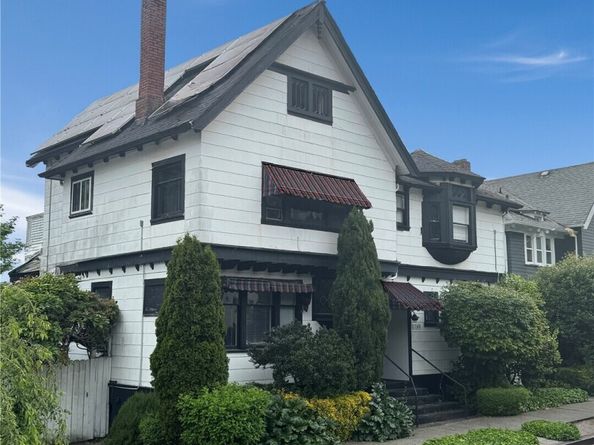1745 12th Avenue S 1  4, Seattle WA 98144