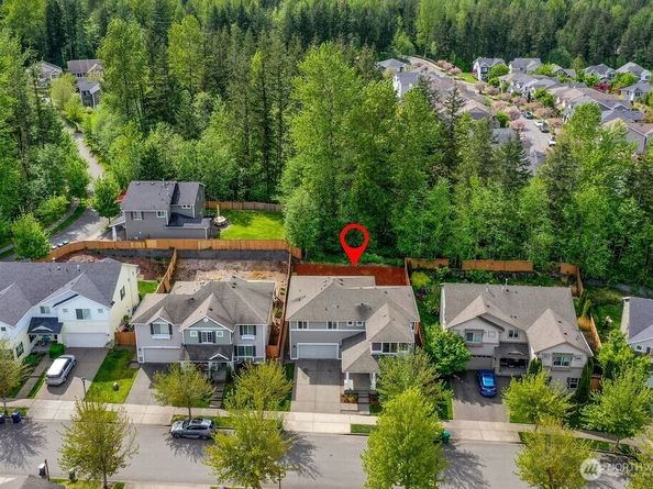 8927 Weiting Avenue SE, Snoqualmie WA 98065