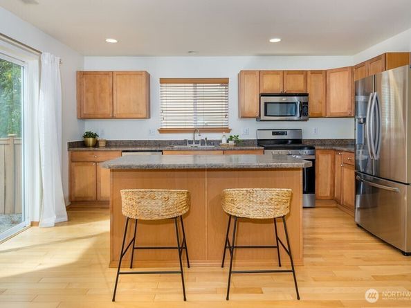 8927 Weiting Avenue SE, Snoqualmie WA 98065