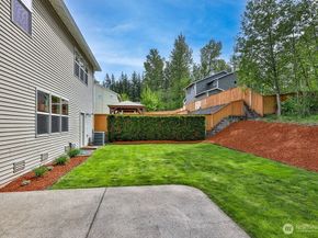 8927 Weiting Avenue SE, Snoqualmie WA 98065