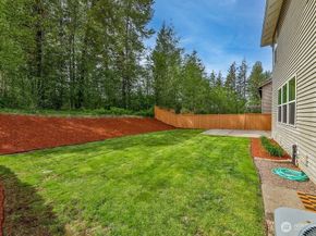 8927 Weiting Avenue SE, Snoqualmie WA 98065