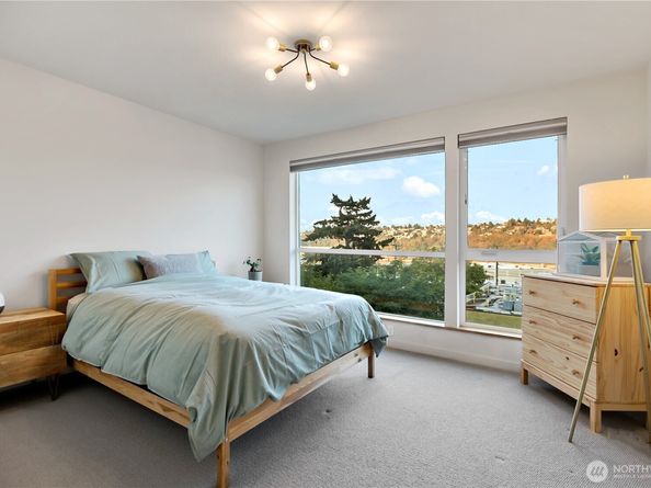 2273 14th Avenue W, Seattle WA 98119