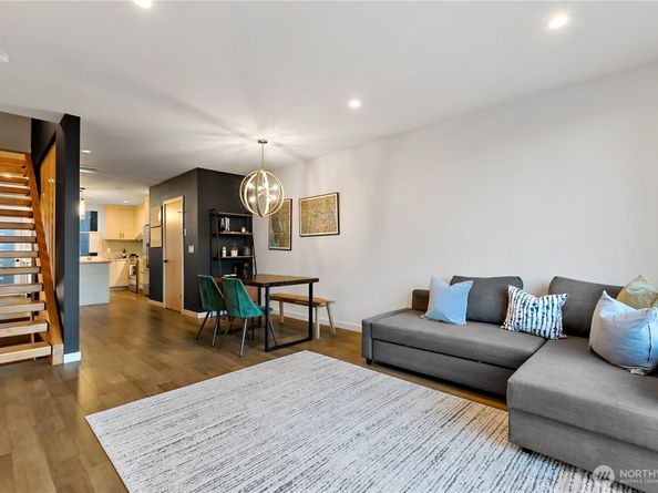 2273 14th Avenue W, Seattle WA 98119