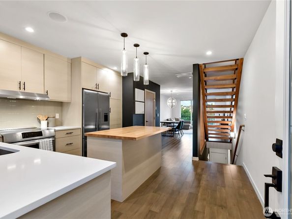 2273 14th Avenue W, Seattle WA 98119