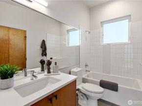 2273 14th Avenue W, Seattle WA 98119