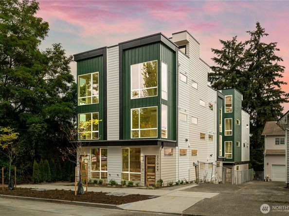 2108 15th Avenue S C, Seattle WA 98144