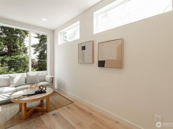 2108 15th Avenue S C, Seattle WA 98144