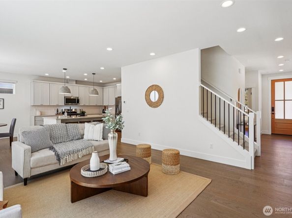 8008 222nd Street SW, Edmonds WA 98026
