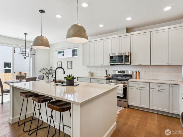 8008 222nd Street SW, Edmonds WA 98026