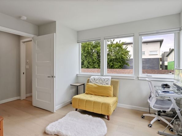 3638 36th Avenue S B, Seattle WA 98144