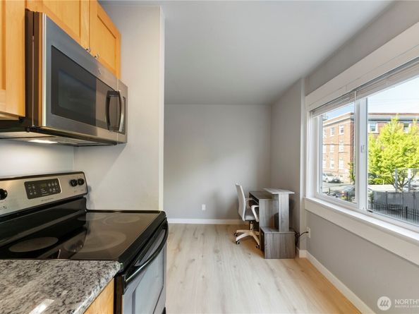 705 E Republican Street 207, Seattle WA 98102