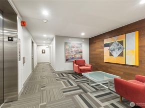 705 E Republican Street 207, Seattle WA 98102