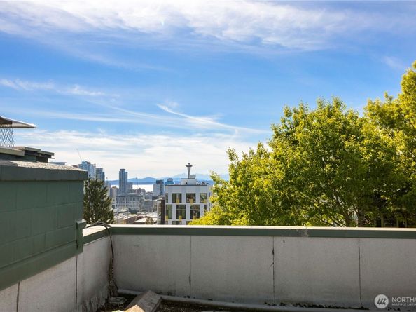 705 E Republican Street 207, Seattle WA 98102