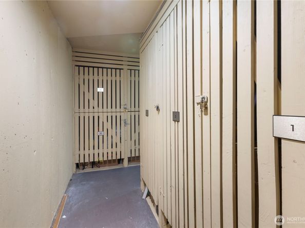 705 E Republican Street 207, Seattle WA 98102