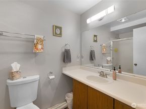 701 5th Avenue S C105, Kent WA 98032