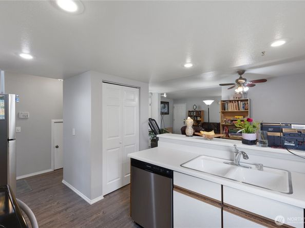 701 5th Avenue S C105, Kent WA 98032