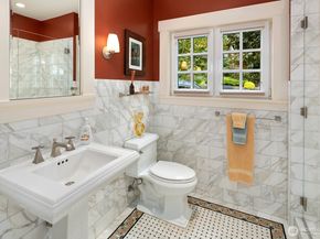 1712 Arch Ave SW, Seattle WA 98116