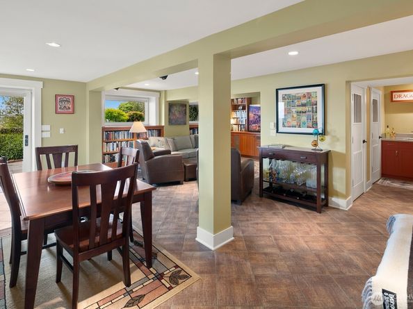 1712 Arch Ave SW, Seattle WA 98116