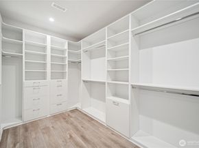 13220 NE 70th Street, Redmond WA 98052