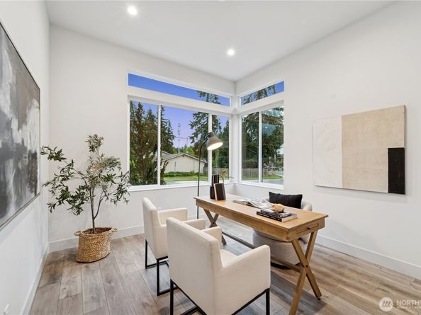 13220 NE 70th Street, Redmond WA 98052