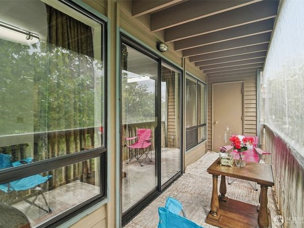 13558 37th Avenue S 21, Tukwila WA 98168