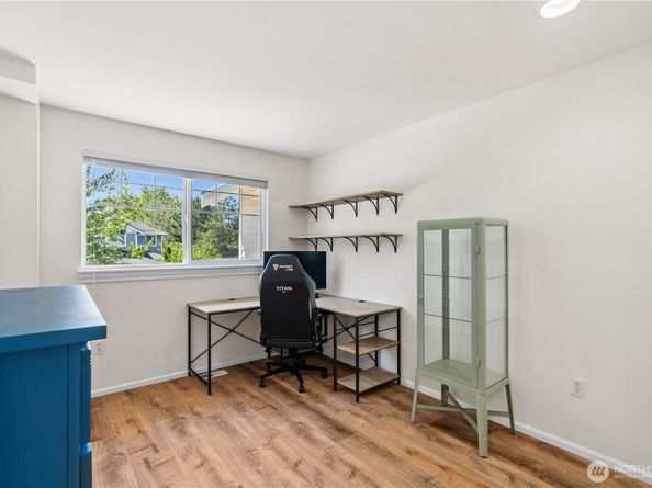 18708 109th Lane SE K30, Renton WA 98055