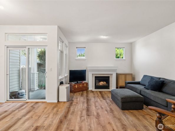 18708 109th Lane SE K30, Renton WA 98055