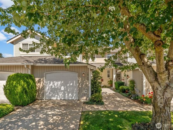 18708 109th Lane SE K30, Renton WA 98055