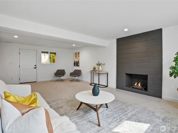 5512 123rd Avenue SE, Bellevue WA 98006