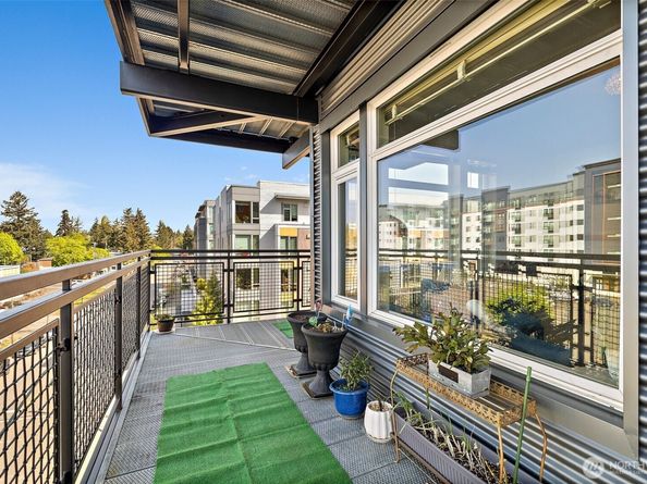 15100 6th Avenue SW 528, Burien WA 98166
