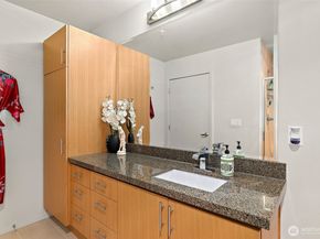 15100 6th Avenue SW 528, Burien WA 98166