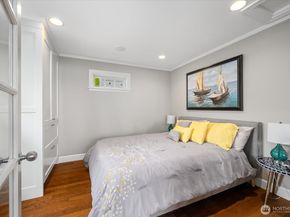 10207 NE 60th Street, Kirkland WA 98033
