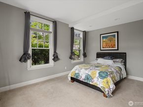 10207 NE 60th Street, Kirkland WA 98033