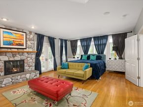 10207 NE 60th Street, Kirkland WA 98033