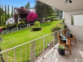 13259 15th Avenue NE B7, Seattle WA 98125
