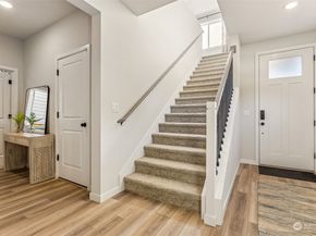 2080 NE Norseman Way, Poulsbo WA 98370