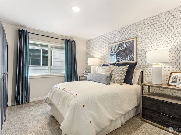 2080 NE Norseman Way, Poulsbo WA 98370