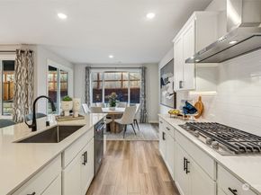 2080 NE Norseman Way, Poulsbo WA 98370