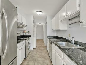 4545 Sand Point Way NE 207, Seattle WA 98105