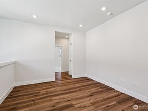 313 182ND Place SE, Bothell WA 98012